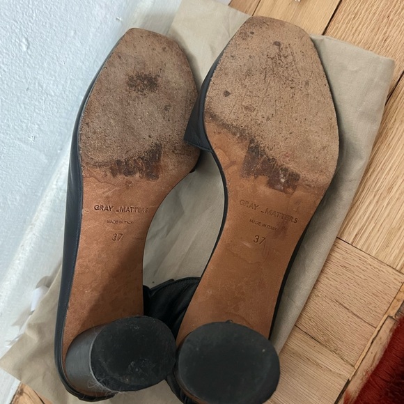 Gray Matters Pumps - Picture 3 of 3